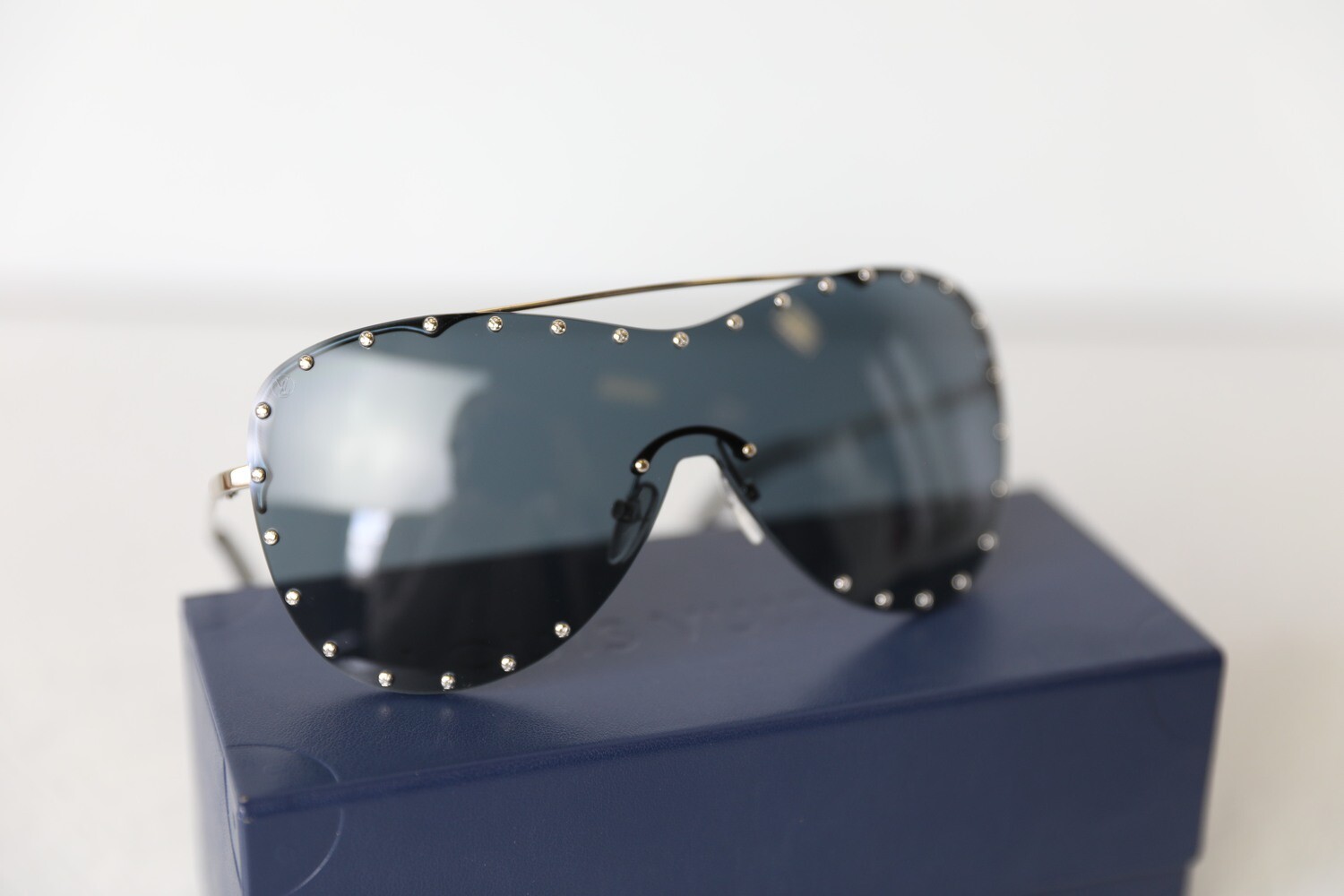 Louis Vuitton Party Mask Studded Sunglasses, Black, New in Box Wa001