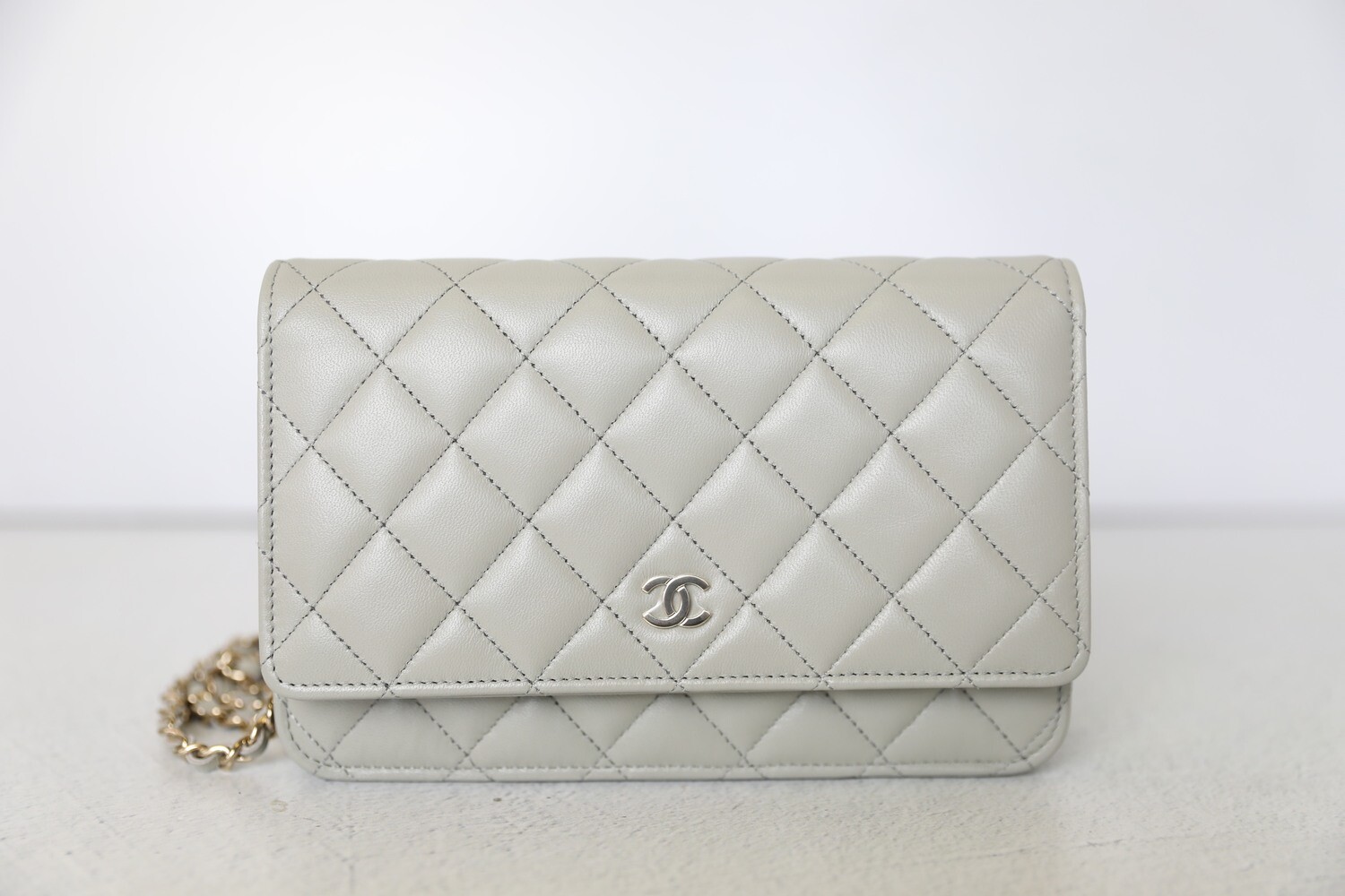 Chanel Classic Wallet on Chain, Grey Lambskin Leather with Gold Hardware,  Preowned in Dustbag WA001 - Julia Rose Boston