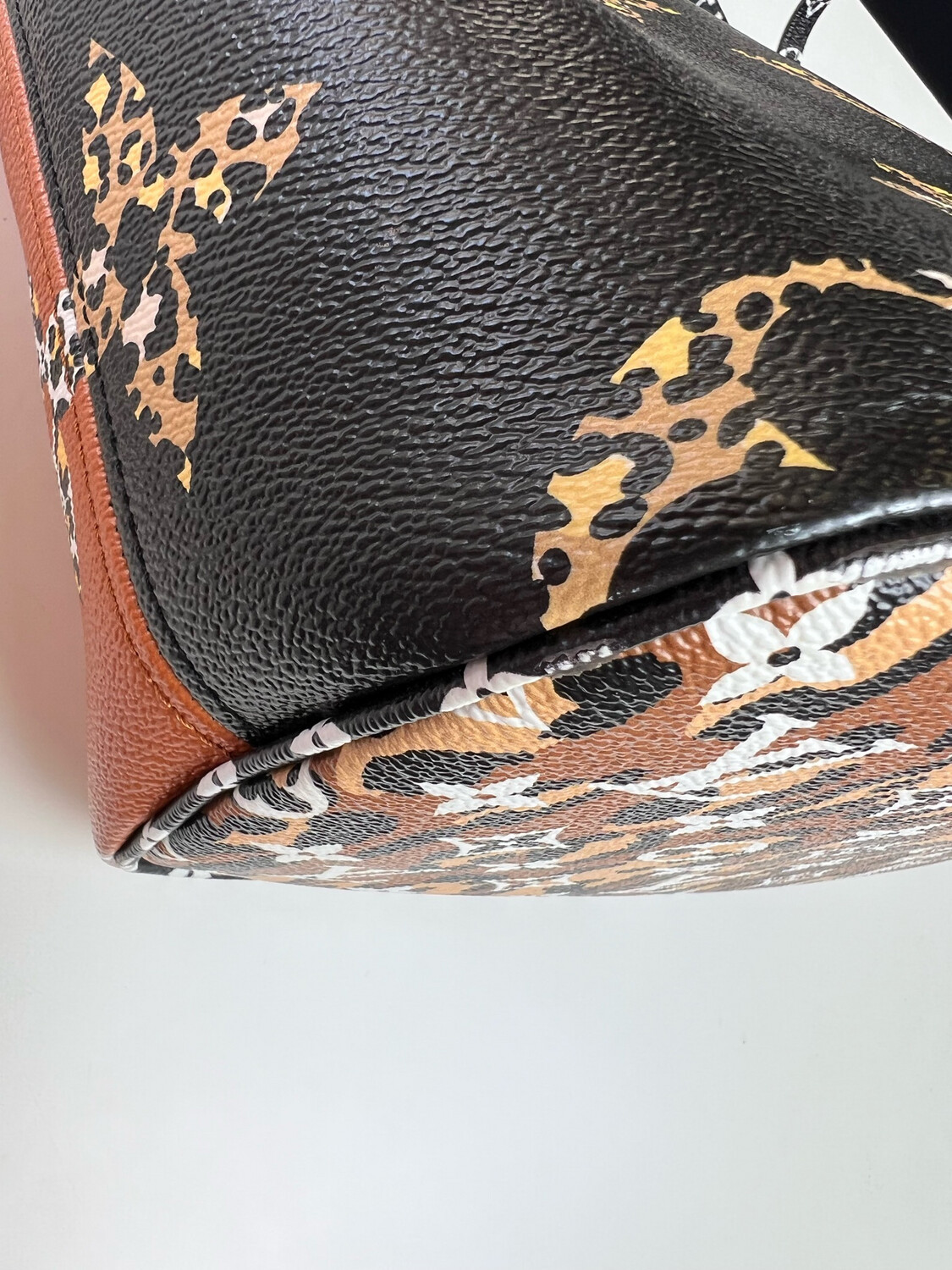 IGLIVE Louis Vuitton Neverfull MM Set Giant Jungle Black Preowned in Box CMA001 No Pouch