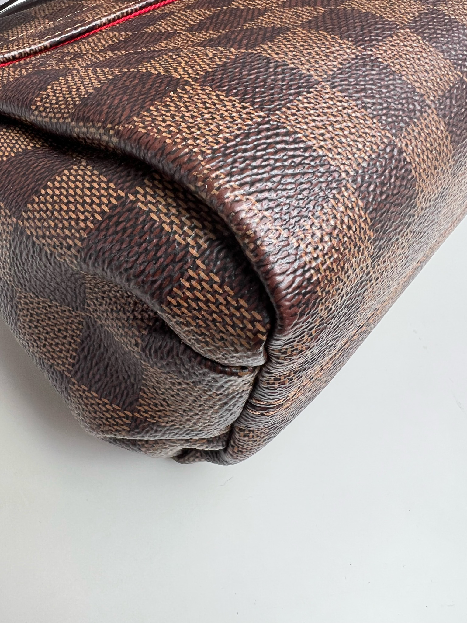 Louis Vuitton Croisette Handbag 401529