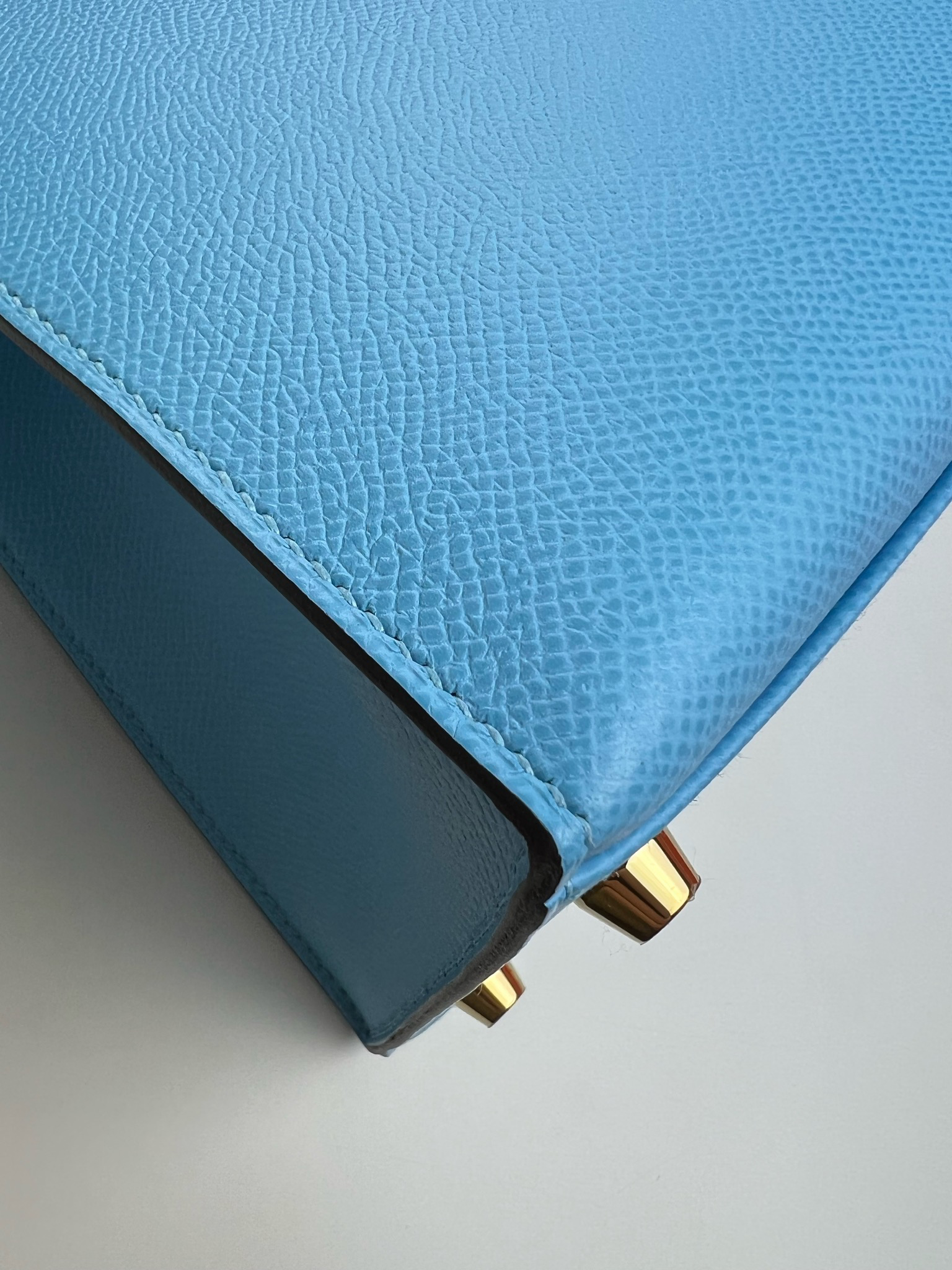 Hermès Kelly 25 Sellier Blue Celeste Epsom Gold Hardware