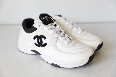 シェーンボーデン \"CHANEL CHANEL CHANEL\" 白 27cm 送料 無料 通販ホビー・楽器・アート - シェーンボーデン