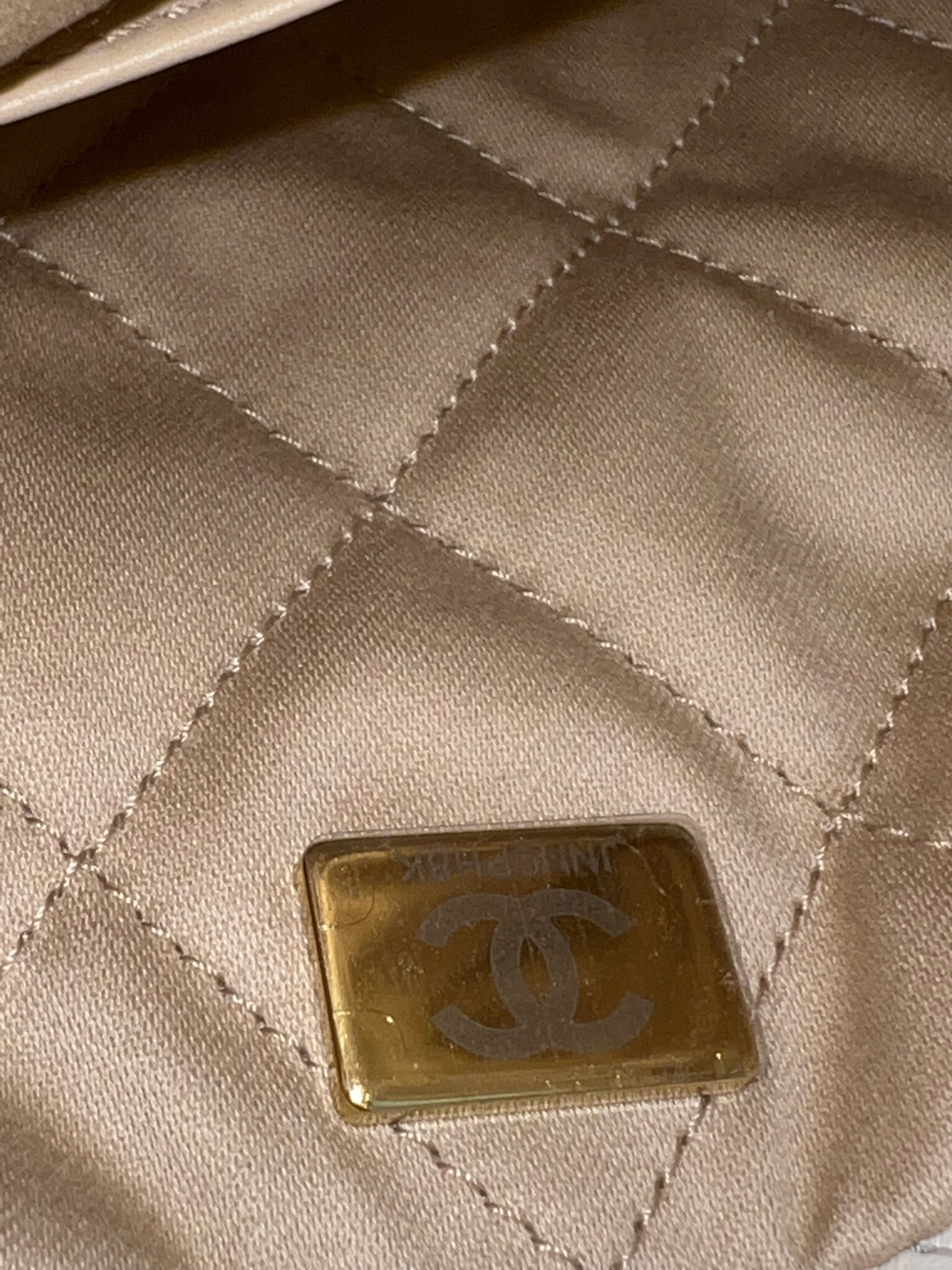Chanel 22 Mini, White with Gold Hardware, New in Box MA001