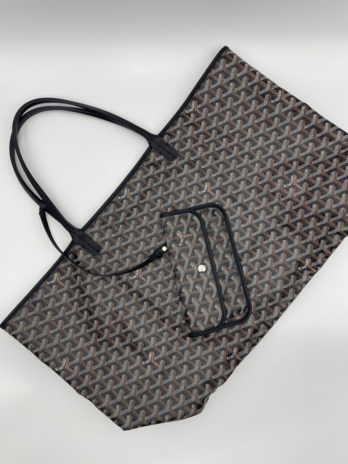 Goyard st louis online gm black