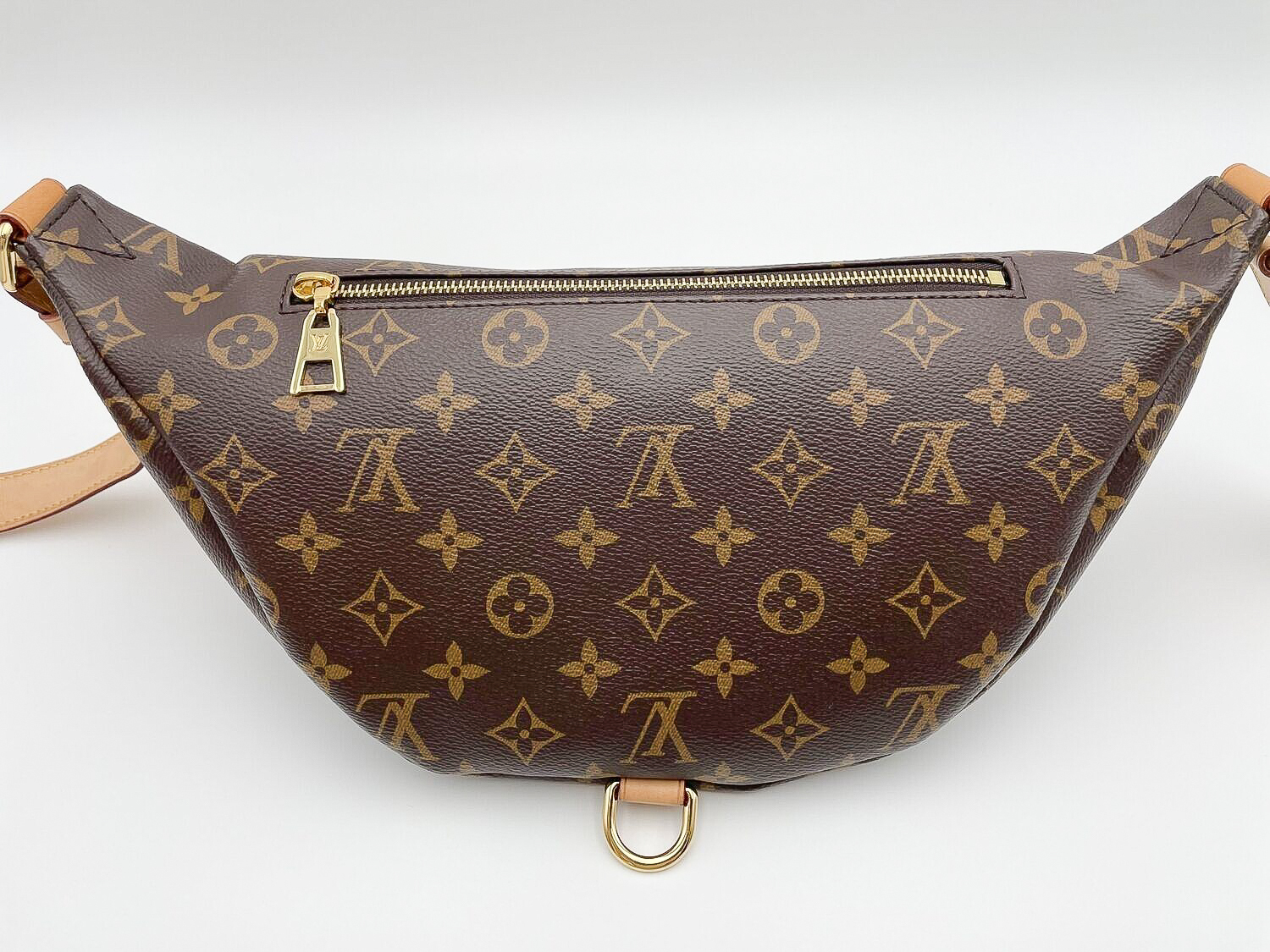 Louis Vuitton Outdoor Denim Bumbag, Purple, Preowned in Dustbag - Julia  Rose Boston