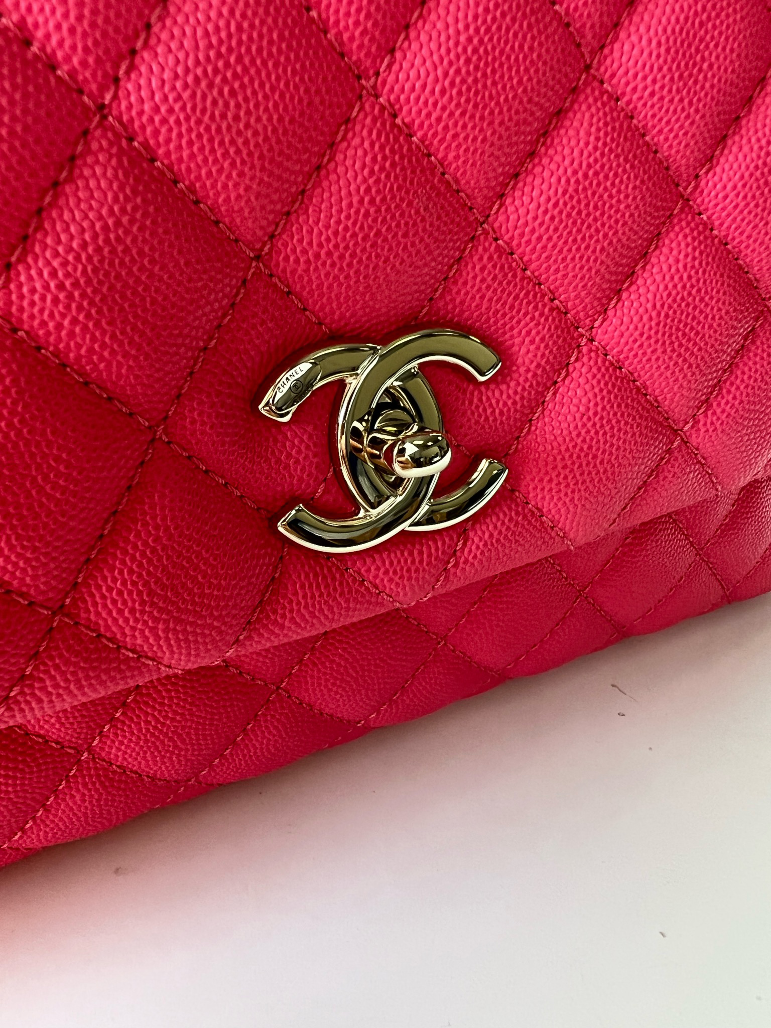 Chanel Coco Handle Small, Pink Caviar with Gold Hardware, Preowned in Box  WA001 - Julia Rose Boston