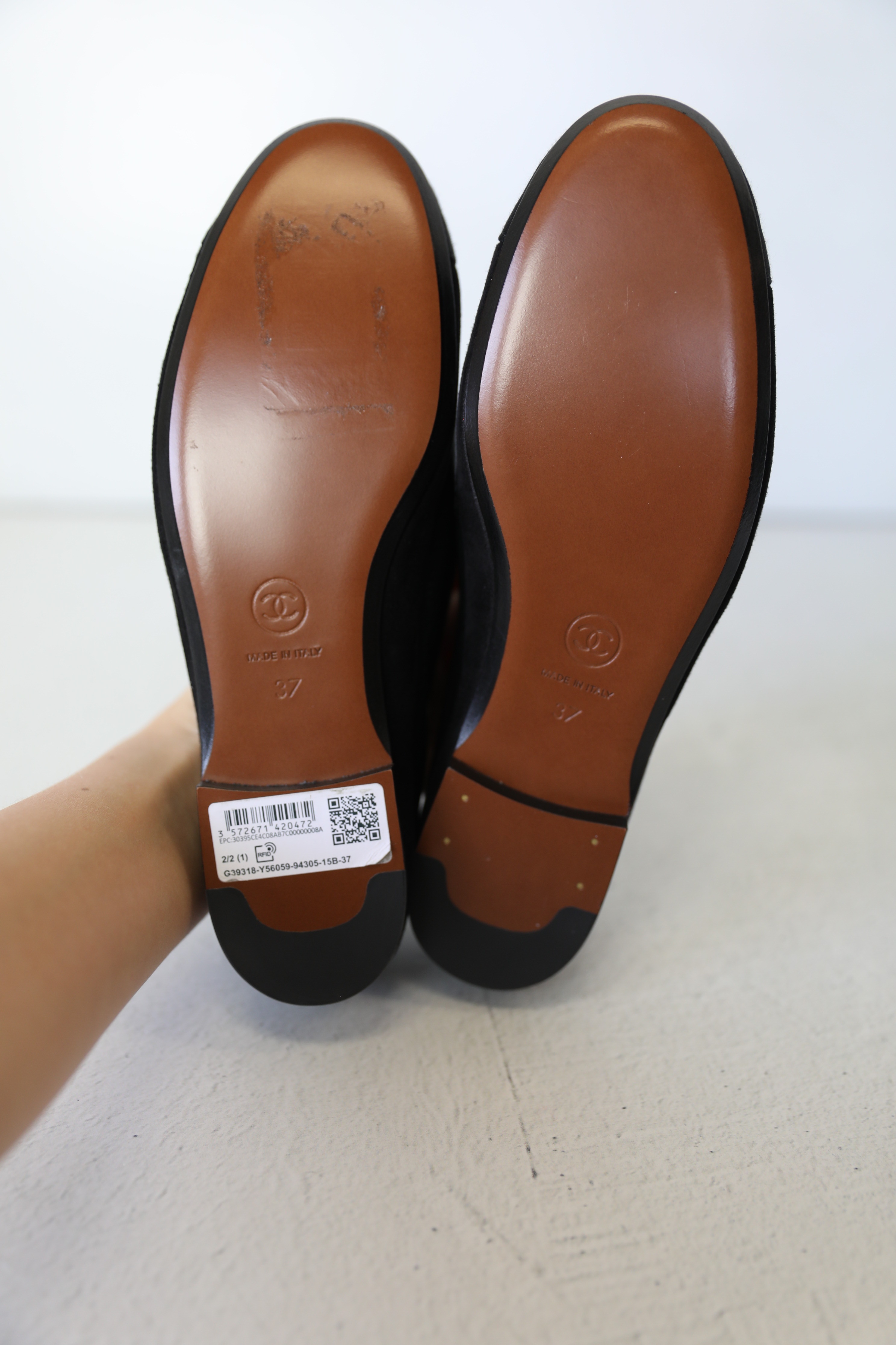 Chanel Shoes Loafers, Black Calfskin with Vine CC, Size 37, New in Box WA001