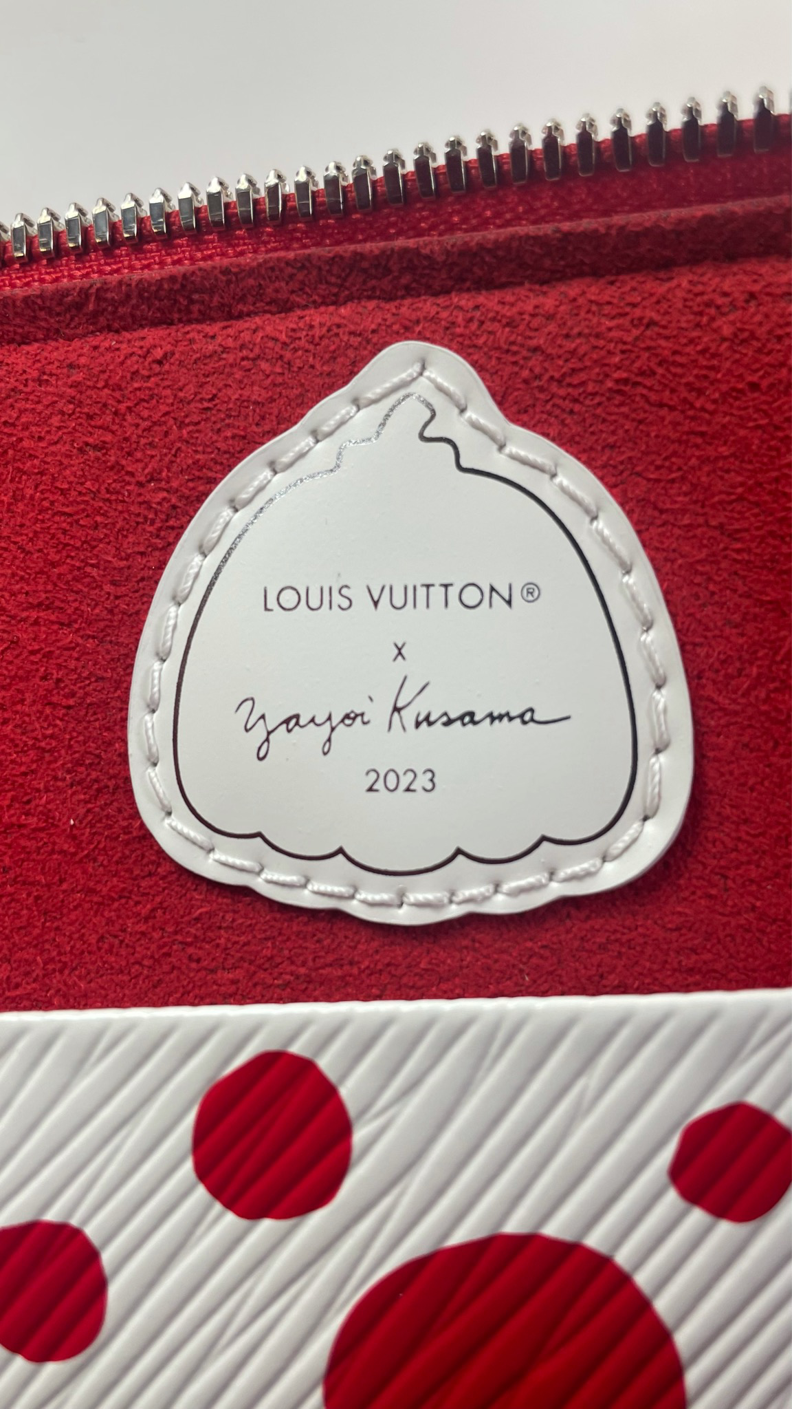 Yayoi Kusama x Louis Vuitton Monogram Canvas 3D Dots Alma BB QJB46E1Y02001
