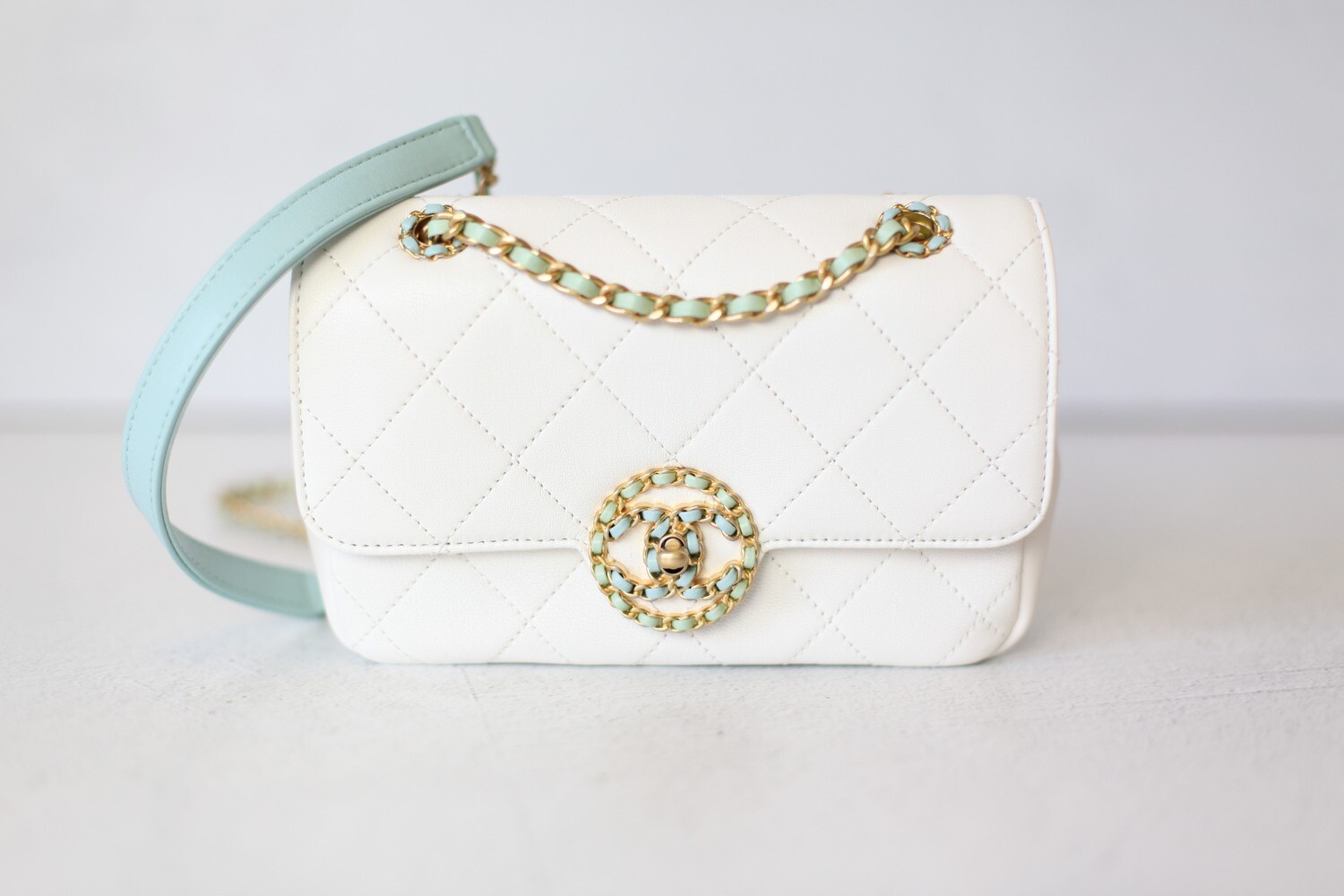 Chanel Chain Around Flap, White Caviar Leather with Gold Hardware, Preowned  in Box WA001 - Julia Rose Boston