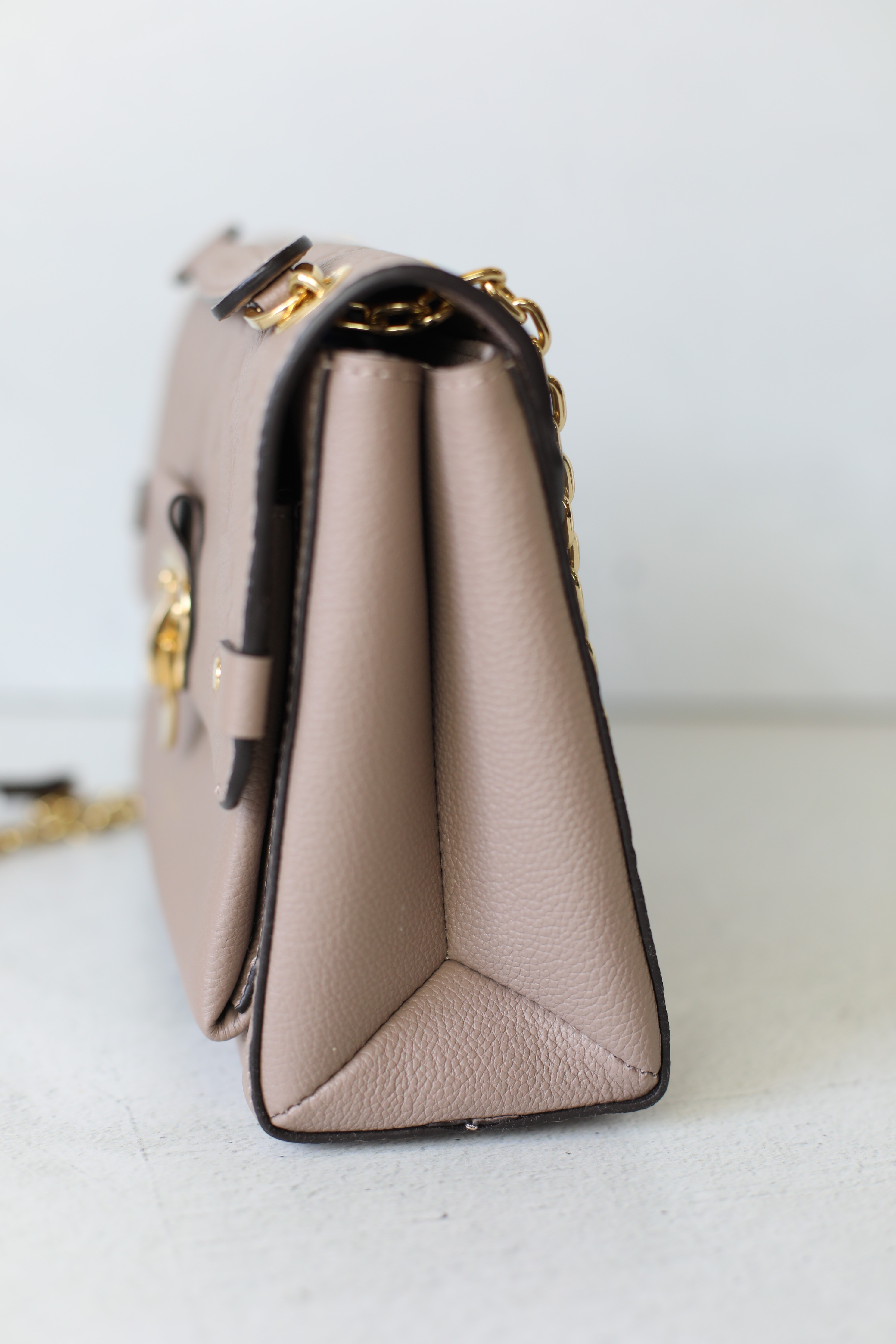 Louis Vuitton Monogram Empreinte Vavin PM - Black Shoulder Bags, Handbags -  LOU749891