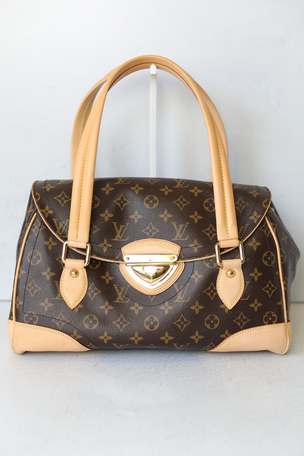 Louis Vuitton Beverly GM, Monogram, Preowned in Dustbag WA001