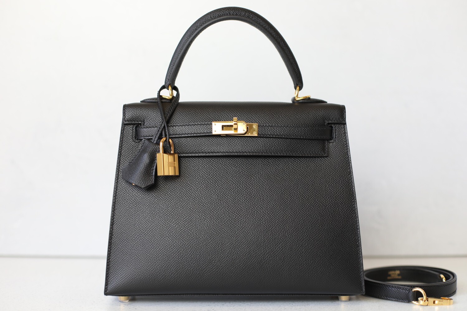 Hermes Kelly 25 Black Epsom Leather With Gold Hardware, Preowned In Box  WA001 - Julia Rose Boston