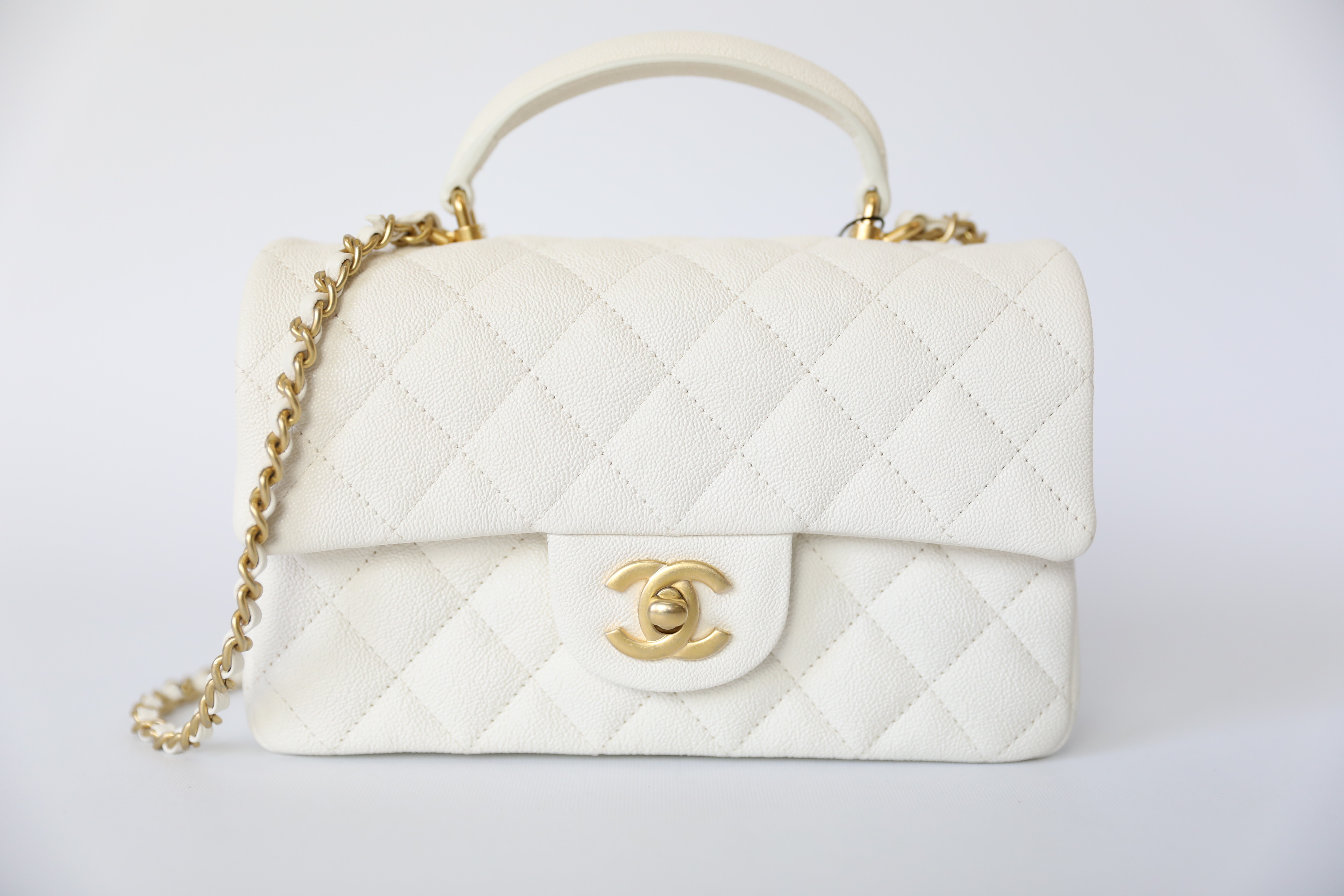 Chanel White Quilted Caviar Extra Mini Coco Handle TPM Gold Hardware, 2022  Available For Immediate Sale At Sotheby's