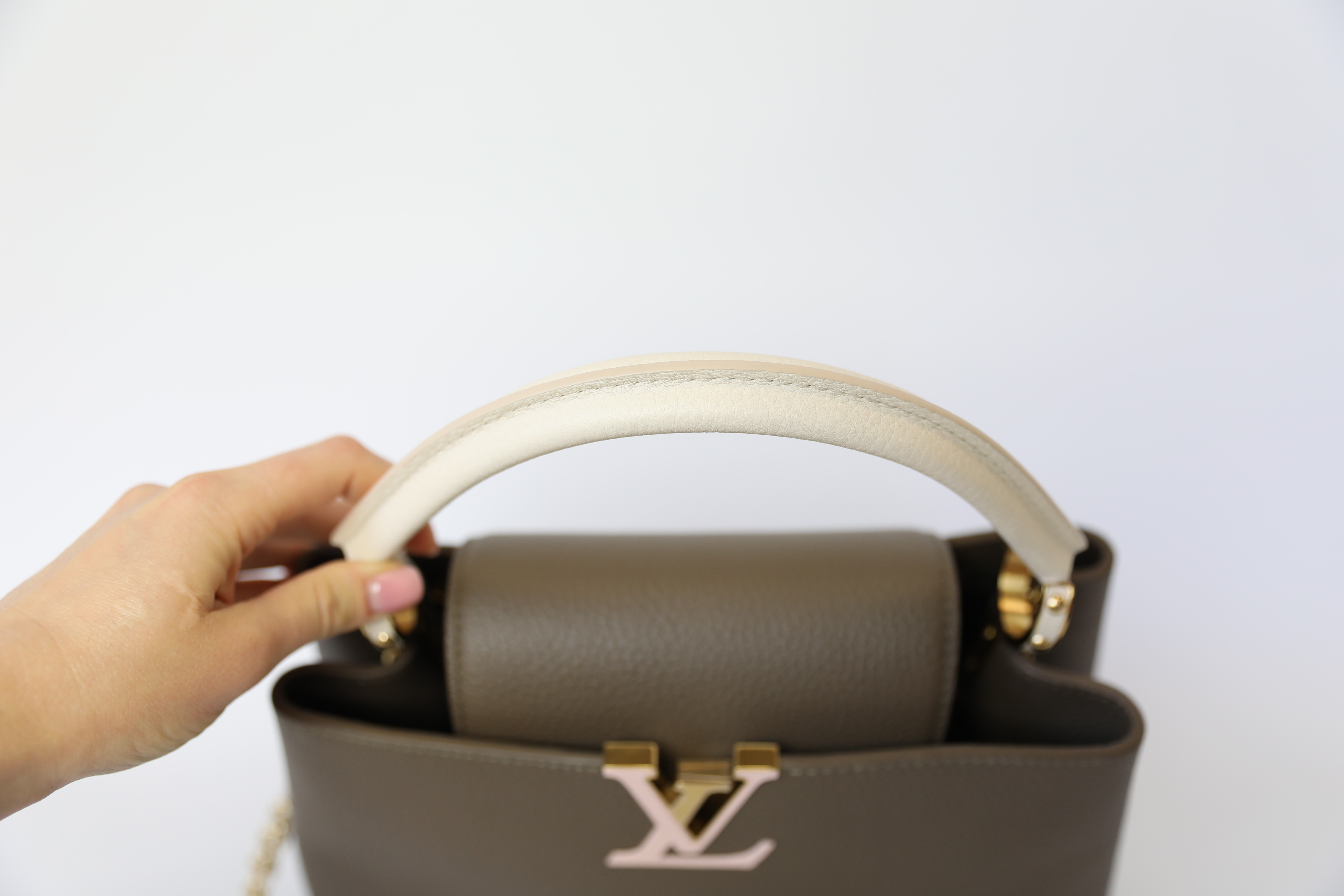 Louis Vuitton Capucines MM, Taurillon Smokey Brown Leather With Gold  Hardware Preowned In Dustbag WA001 - Julia Rose Boston