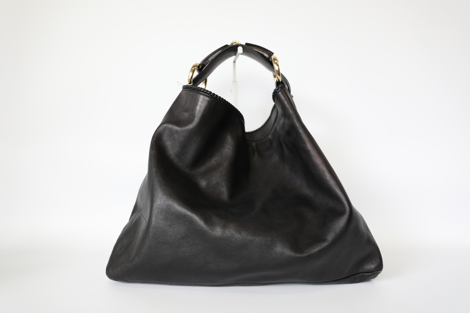 Gucci Horsebit Hobo Large, Black Leather with Gold Hardware, Preowned in Dustbag WA001 Julia