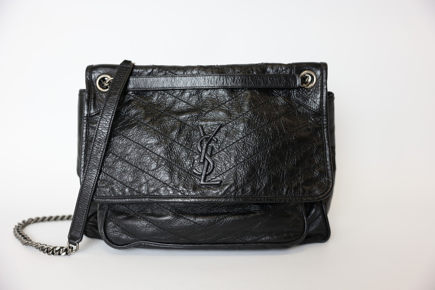 Saint Laurent Niki Large, Black, Preowned in Dustbag WA001