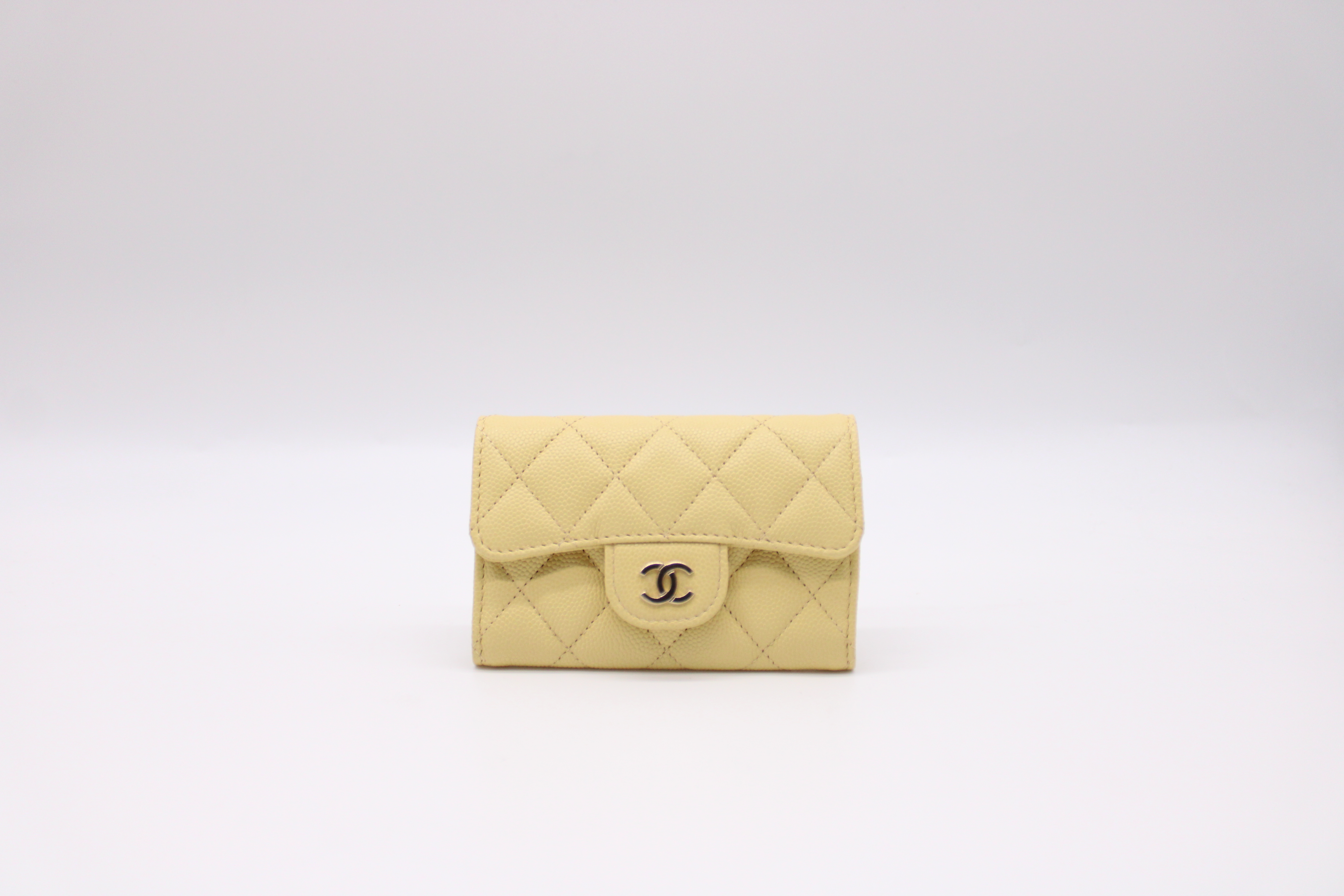 Chanel SLG Snap Cardholder, Yellow Caviar Leather, Gold Hardware