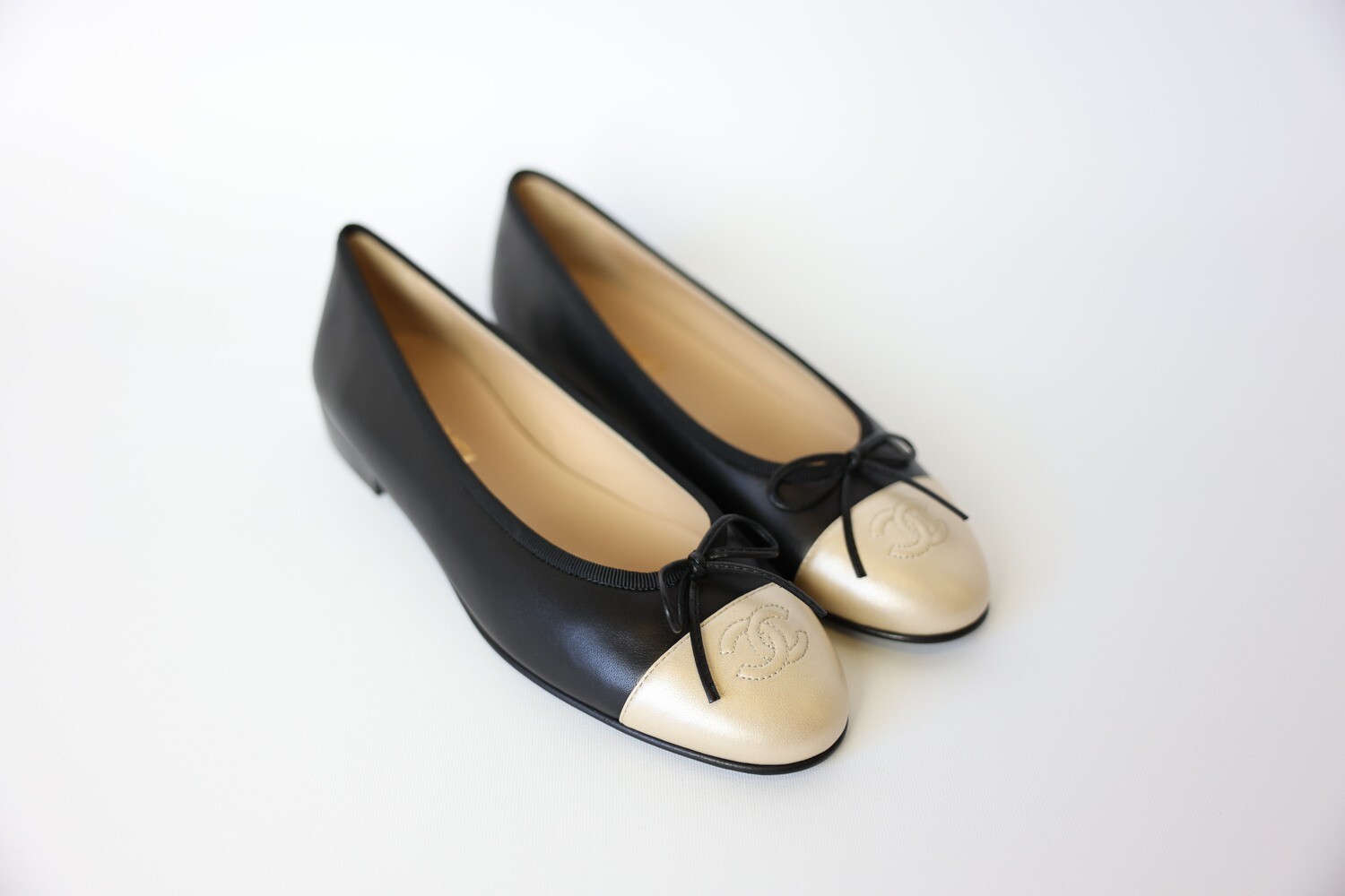 Chanel Shoes Ballet Flats, Black Velvet, Size 40, New in Box GA006 - Julia  Rose Boston