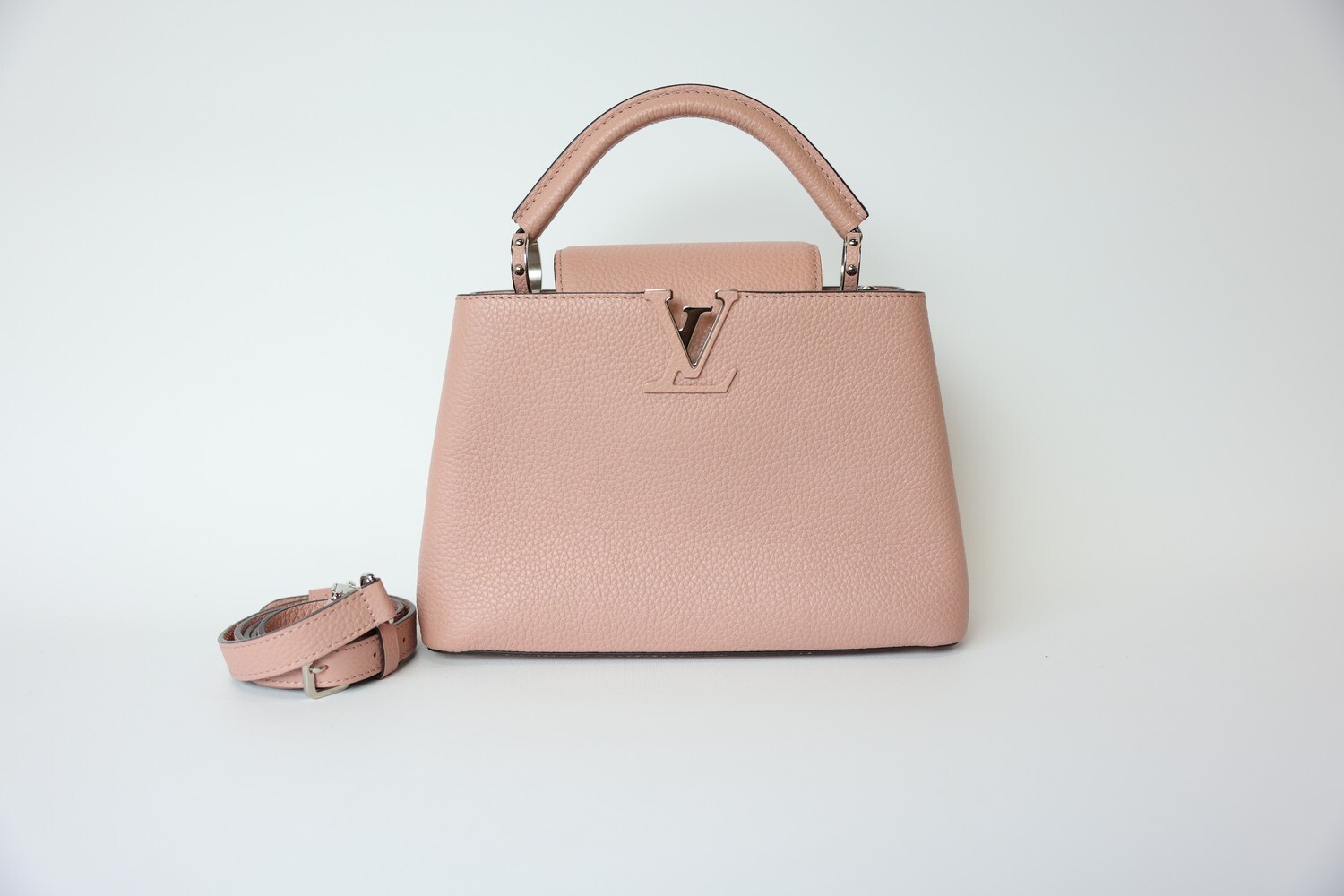 Louis Vuitton Capucines MM, Pink Leather with Silver Hardware, Preowned in Dustbag WA001