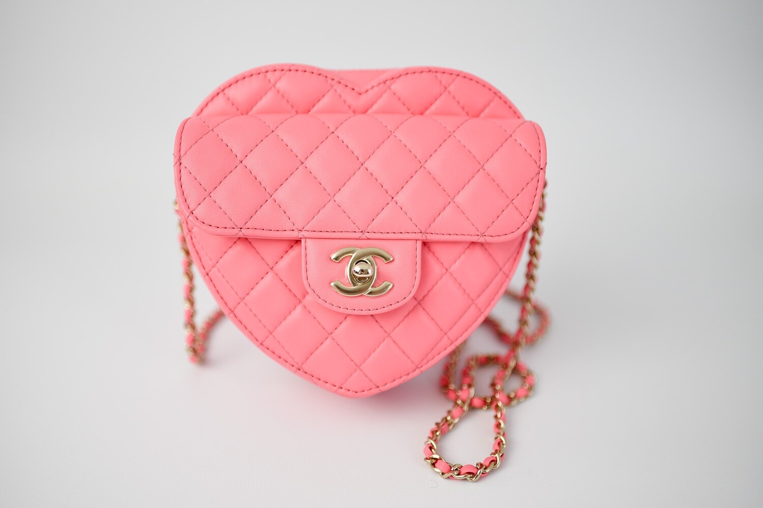 Chanel Heart Bag Large, Pink Lambskin Leather, Gold Hardware, Like New in  Dustbag GA001
