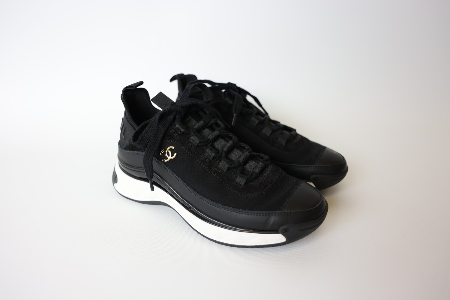 Chanel Sneakers, White with Black, Size 38, New in Box WA001