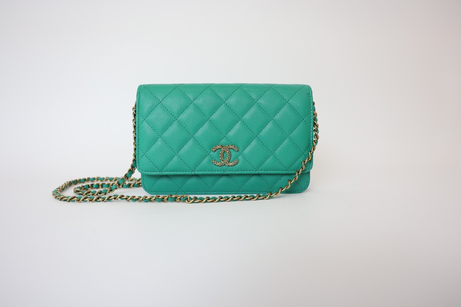 IGLIVE Chanel Wallet On Chain Green Caviar Leather With Gold Hardware, Preowned In Box CMA001 20240614