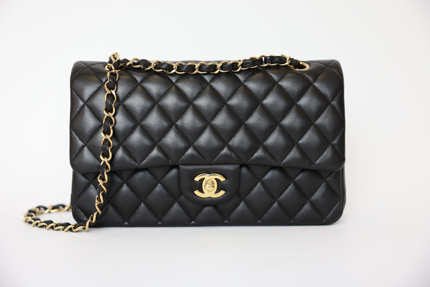 Chanel Classic Medium Black Lambskin With Gold Leather Preowned In Dustbag WA001
