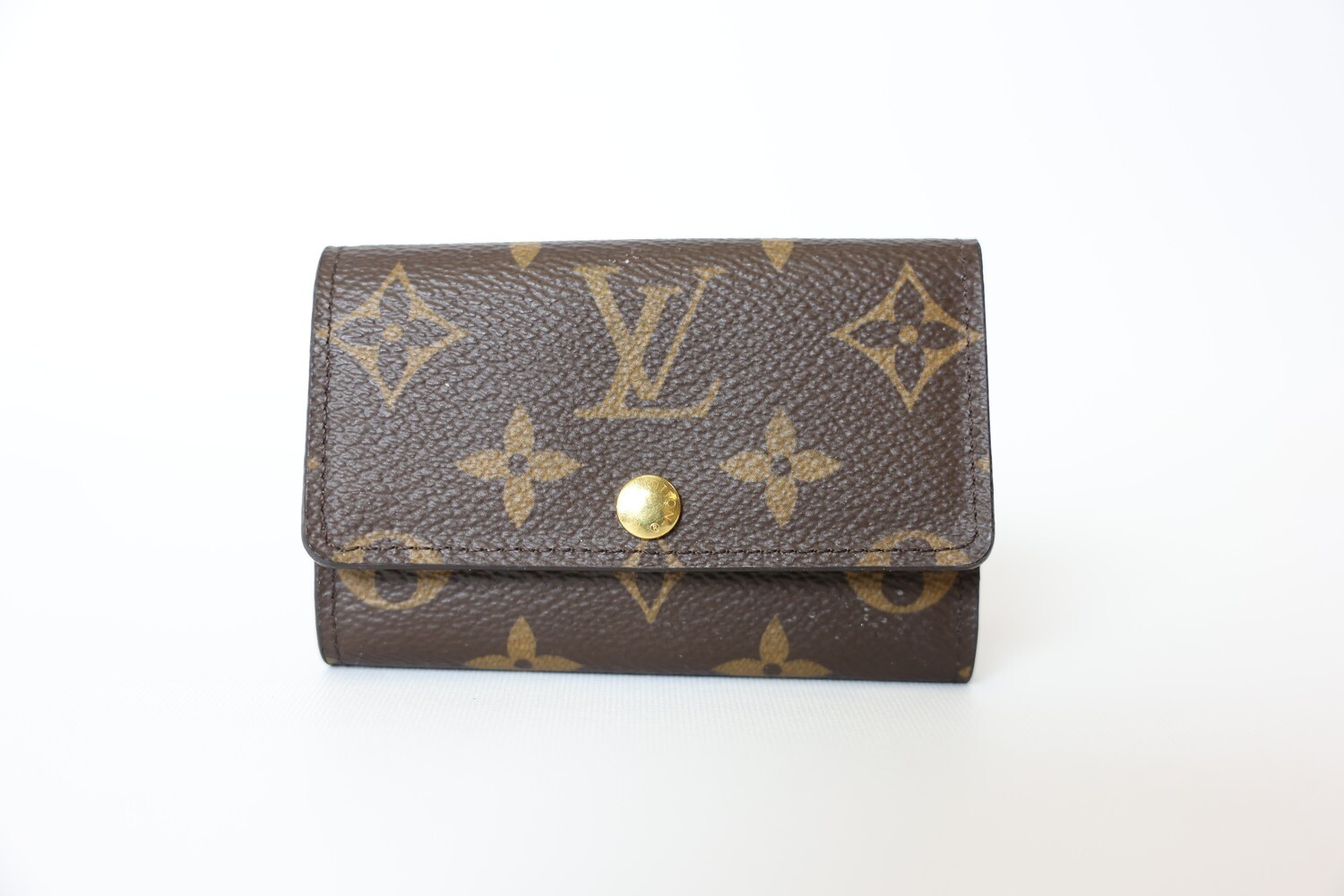 Louis Vuitton 6 Key Holder, Monogram, Preowned in Box WA001