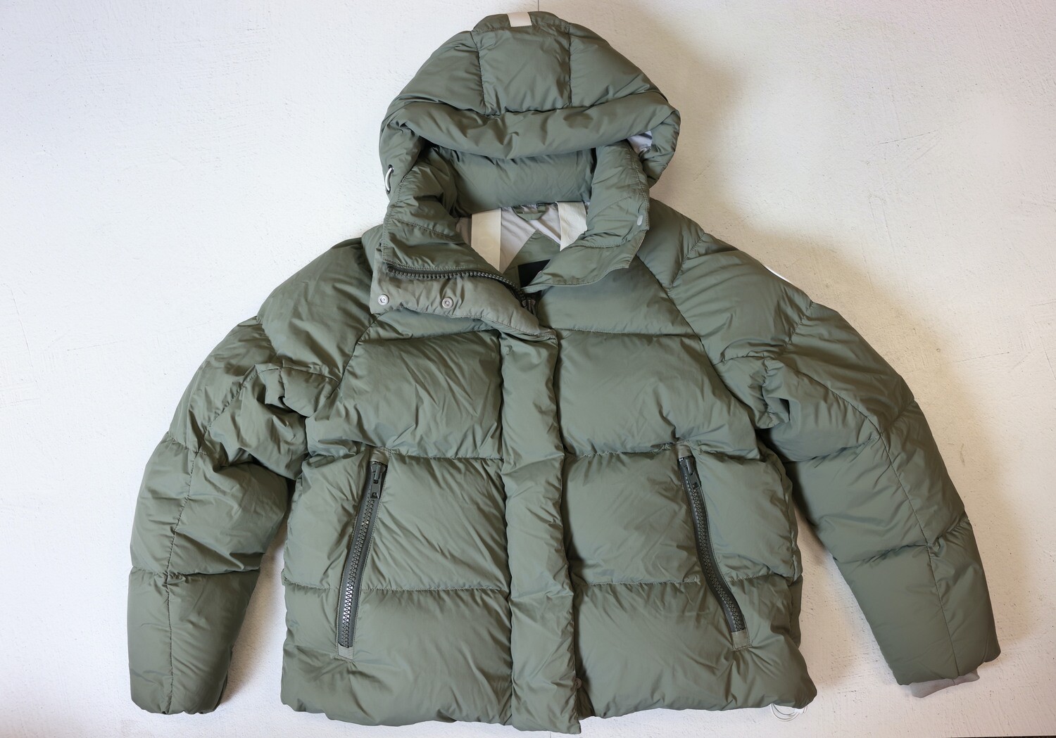 Canada Goose Junction 750 Fill Power Down Packable Parka, Sagebrush-Armoise Green, Size XL, New WA001