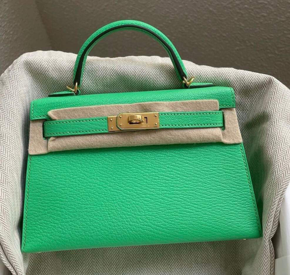 Preorder Hermes Mini Kelly Vert Comic Chèvre Leather, Gold Hardware, New In Box B Stamp/2023