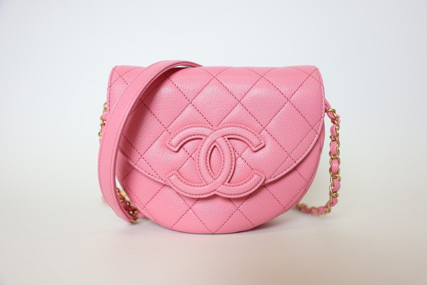 Chanel Filigree Messenger Flap Small, Pink Caviar With Gold Hardware Preowned In Box, WA001