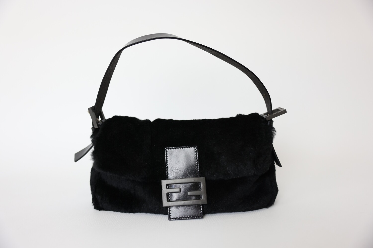 Fendi Baguette Black Fur Shoulder Bag With Black Hardware, Preowned No Dustbag WA001