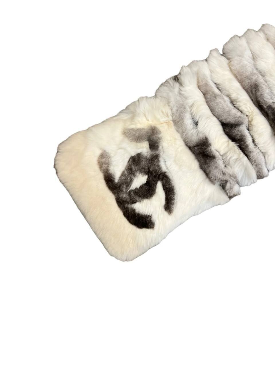 Chanel Scarf, Fur, Preowned (ships free from London)