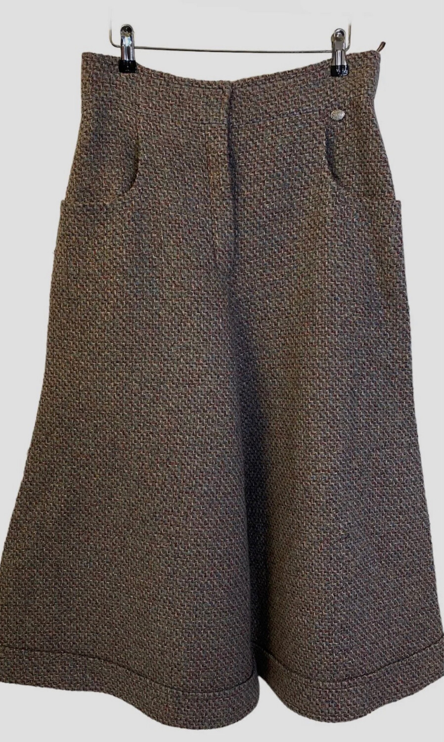 Chanel Trousers Wool Tweed, Size 42, Preowned (Ships Duty Free From London)