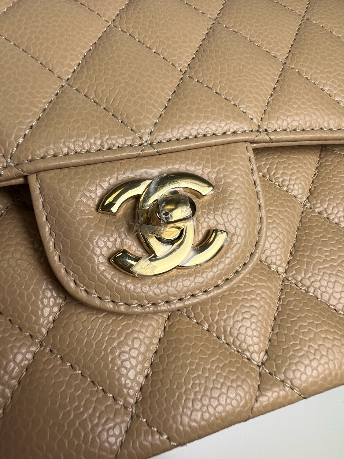 【ヴィンテージ】RankS☆Chanel Light Beige Small Series29 C19 Vintage Chanel Small Classic Double Flap Beige Lambskin Gold