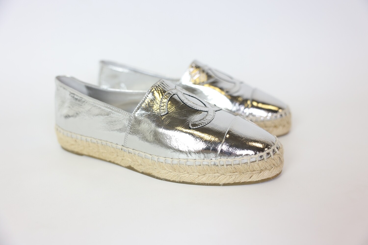Chanel Espadrilles Size 38, Silver Leather, New in Box WA001