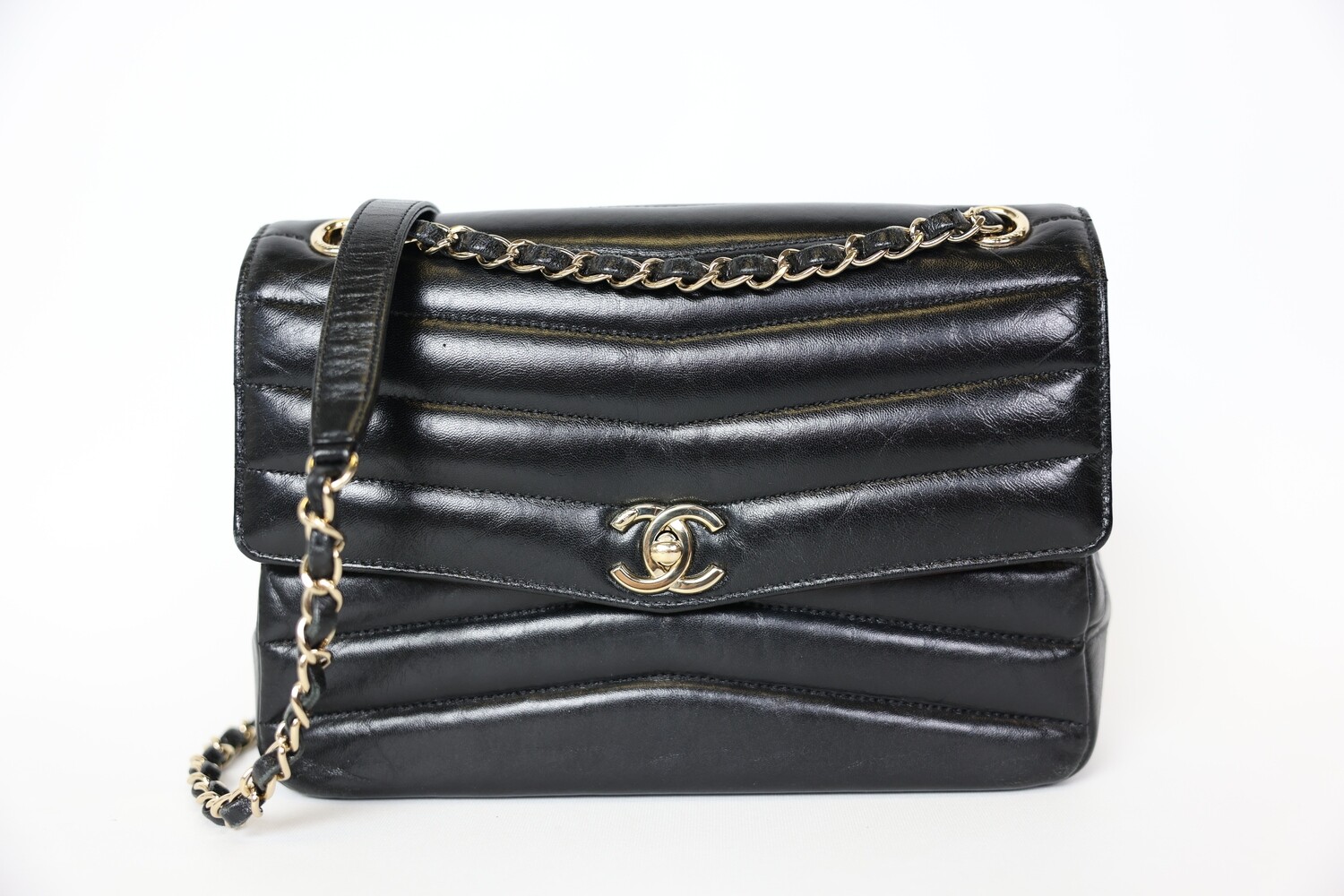 Chanel Seasonal Flap, Black Leather with Gold Hardware, Preowned in Box WA001