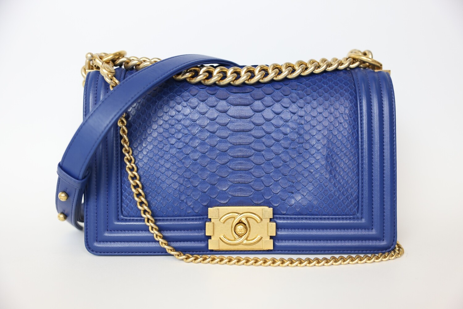 Chanel Boy Medium, Blue Embellished Python With Gold Hardware, Preowned In Dustbag WA001