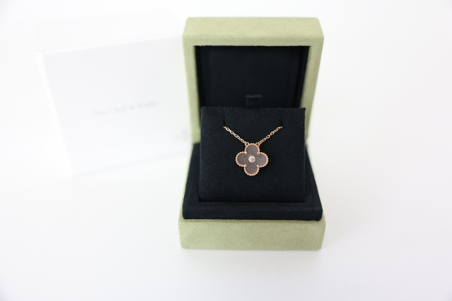 Van Cleef &amp; Arpels Alhambra Vintage Necklace, New In Box WA001