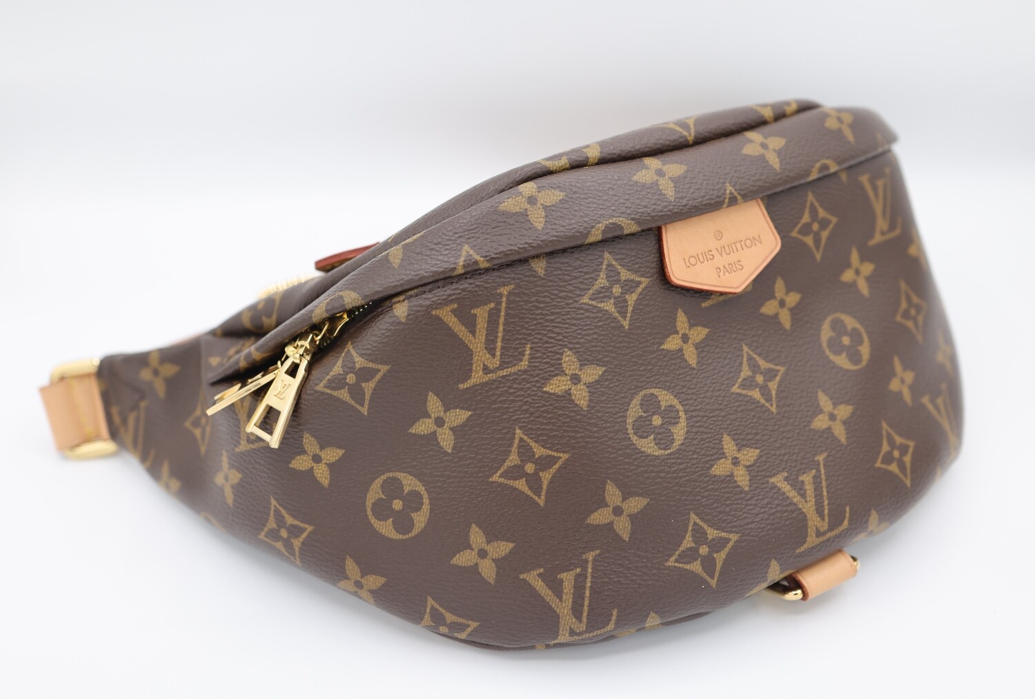 Louis Vuitton Bumbag, Monogram, Preowned in Dustbag MA001