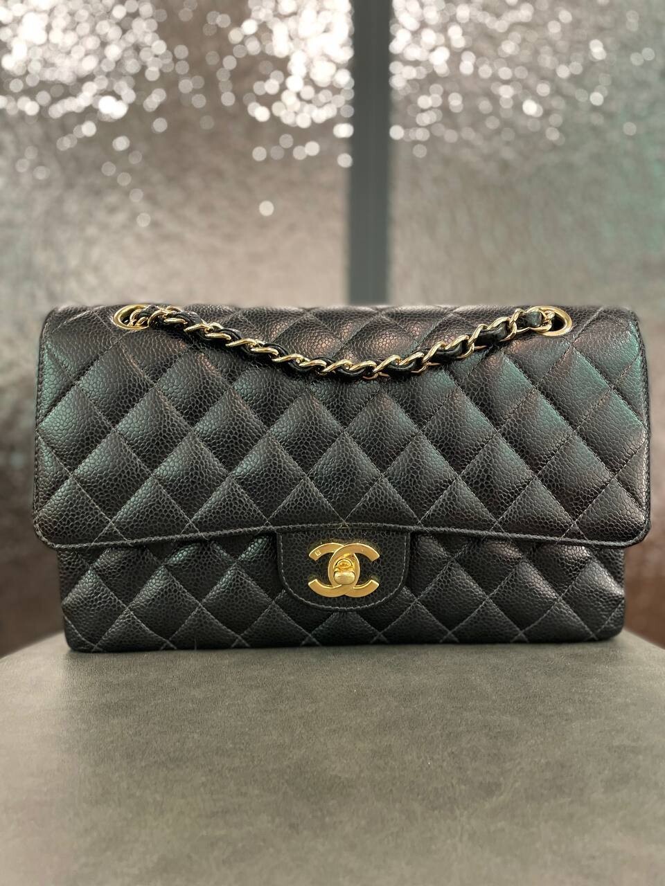 IGLIVE Chanel Classic Flap Medium, Black Caviar Leather with Gold Plated Hardware, Preowned In Dustbag 20240203