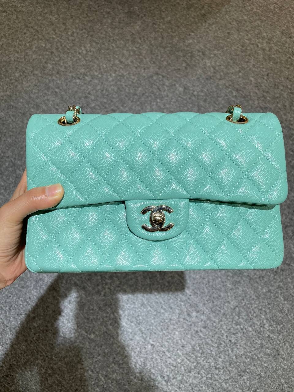 IGLIVE Chanel Classic Small Double Flap Tiffany Blue Caviar Gold Hardware (Ship from Overseas) 20240208