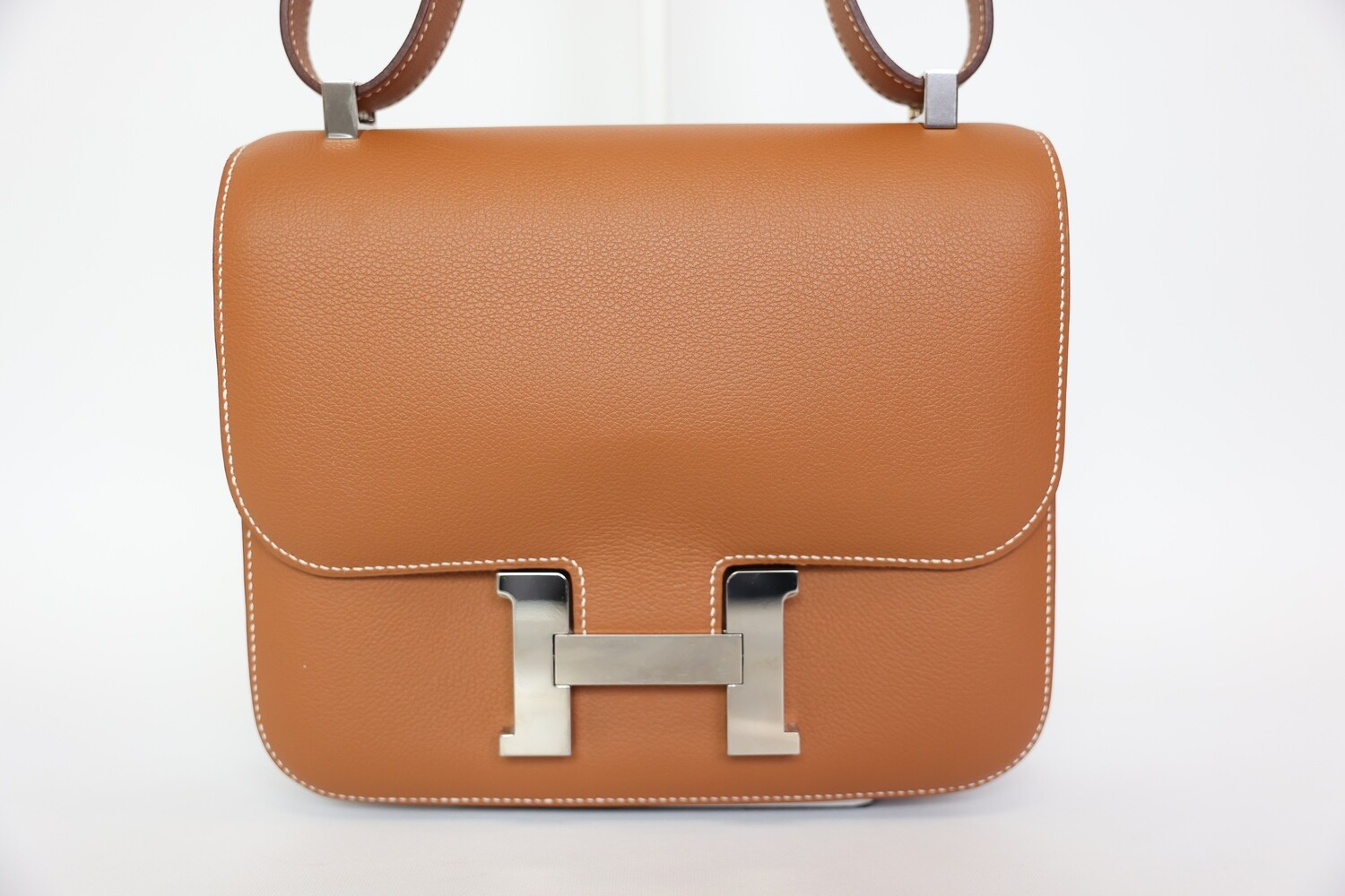 Hermes Constance 24, Gold Leather With Palladium Hardware, Preowned In Box WA001