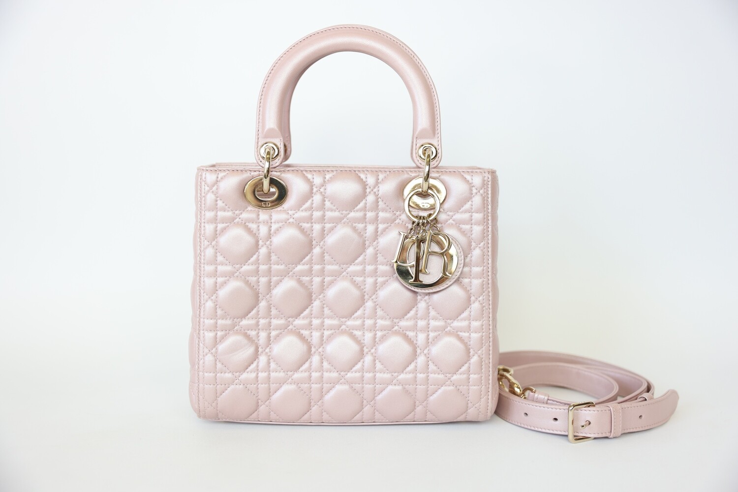 Christian Dior Lady Dior Medium Pink Pearlescent Lambskin Leather With Gold Hardware Preowned No Dustbag WA001