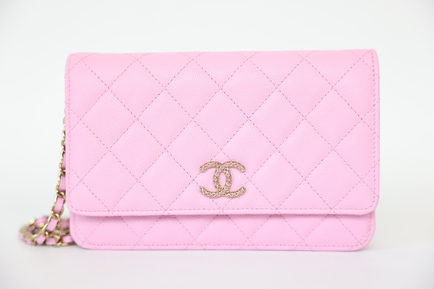 Chanel Wallet On Chain, Pink Caviar Leather With Gold Hardware, Preowned In Box WA001