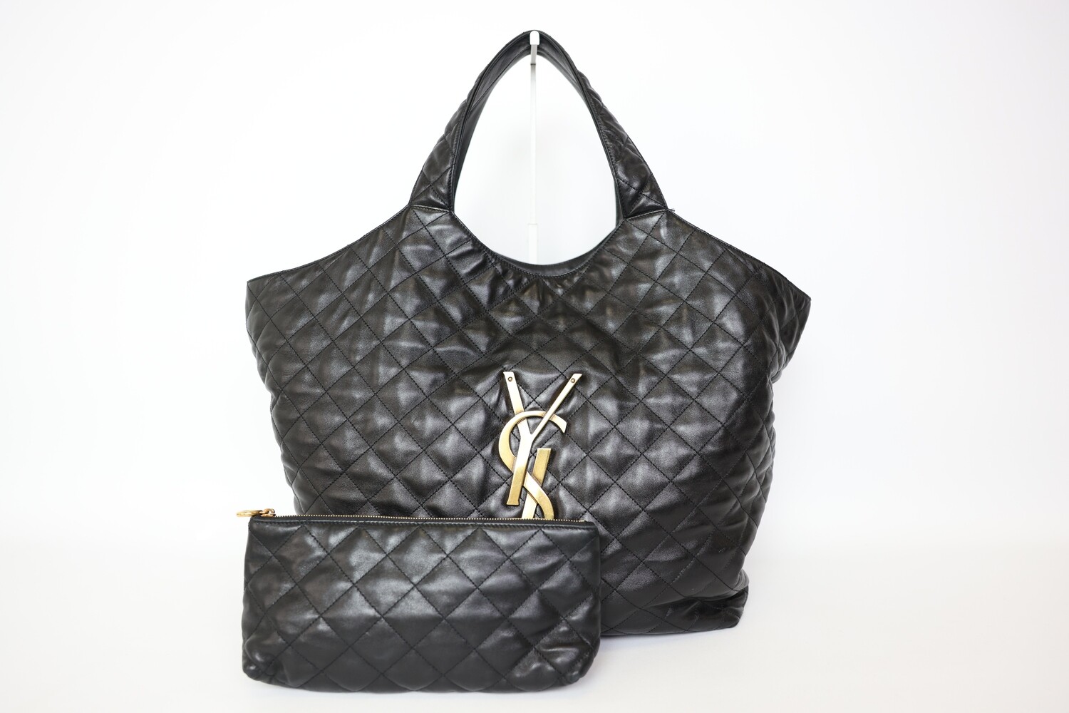 Saint Laurent Icare Maxi Shopper, Black With Gold Hardware, Preowned In Dustbag WA001