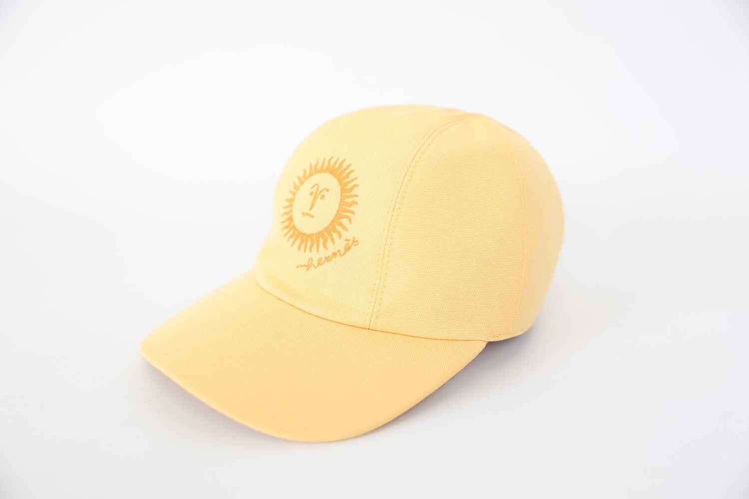Hermes Davis Sunshine Cap, Size 56, New in Box WA001