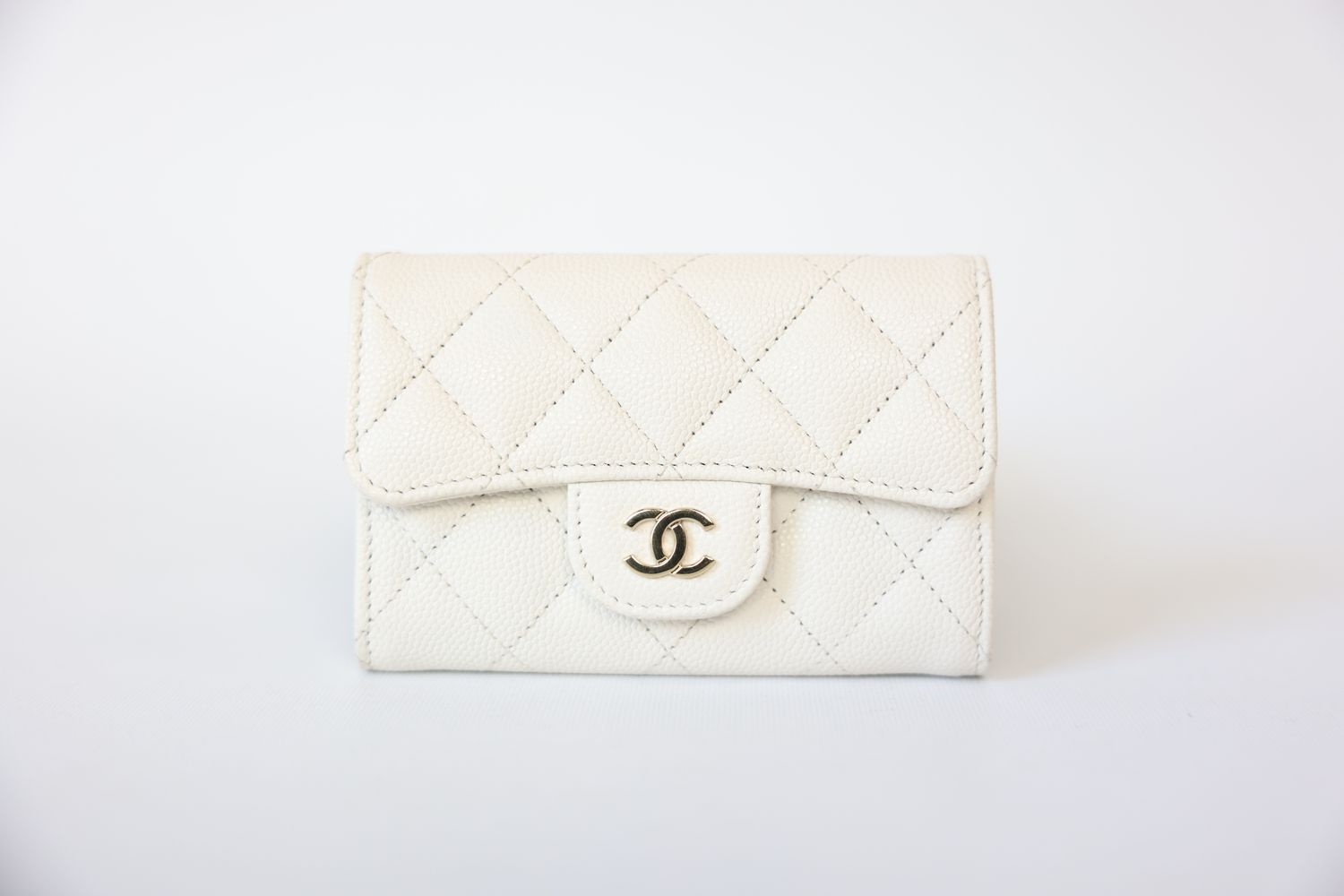 Chanel Classic Wallet Small, White Caviar Leather With Gold Hardware, Preowned In Box WA001