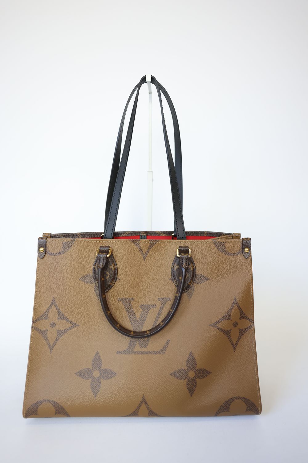 Louis Vuitton OnTheGo MM Tote, Reverse Monogram, Preowned in Dustbag WA001