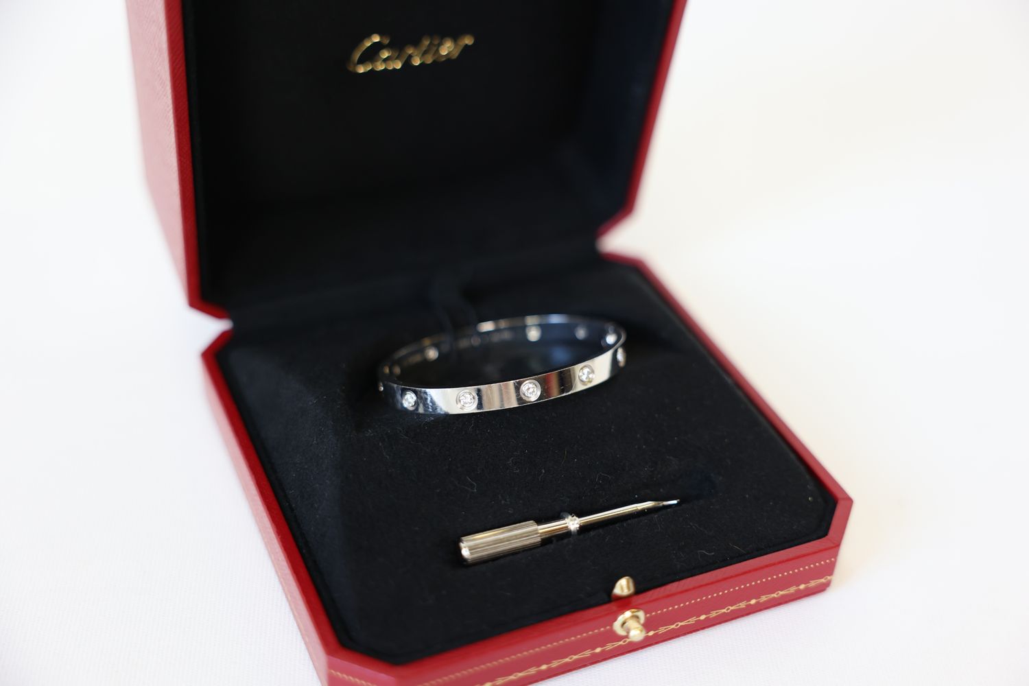 Cartier Love Bracelet, 10 Diamonds White Gold, Size 16, Preowned In Box WA001